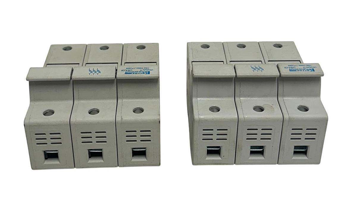 Used 2 FERRAZ SHAWMUT US3J3I / K214967 FUSE HOLDERS ULTRASAFE 30A 600VAC/DC USNP