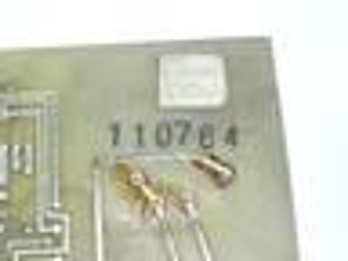 Used MICROTROL DC00005-502 DISPLAY BOARD DC00005502