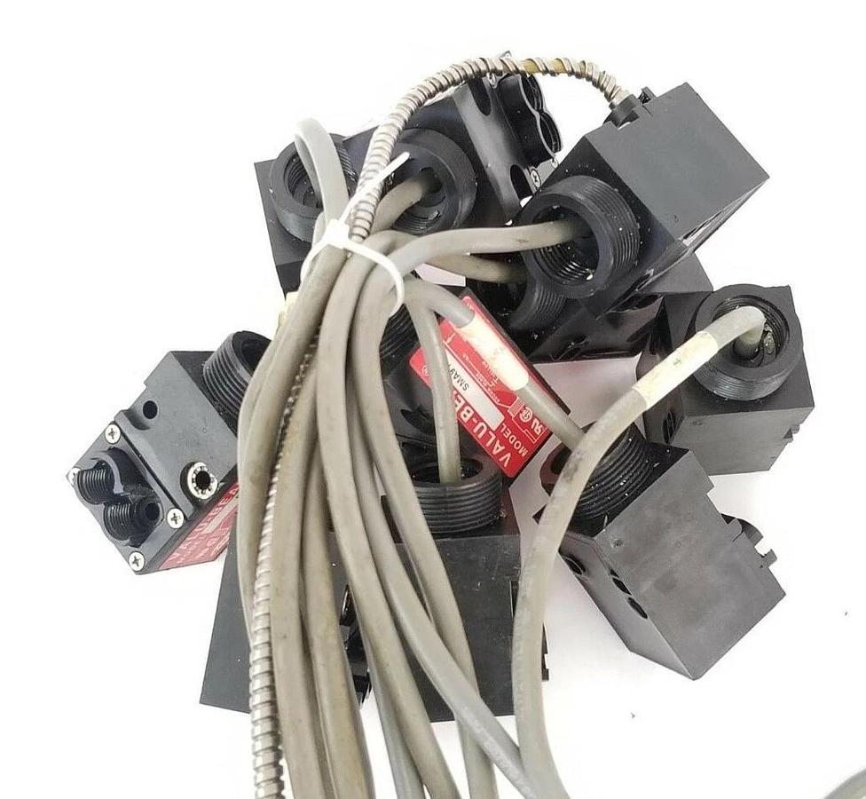 Used LOT OF 10 BANNER VALU-BEAM SMA915F PHOTOELECTRIC SENSORS