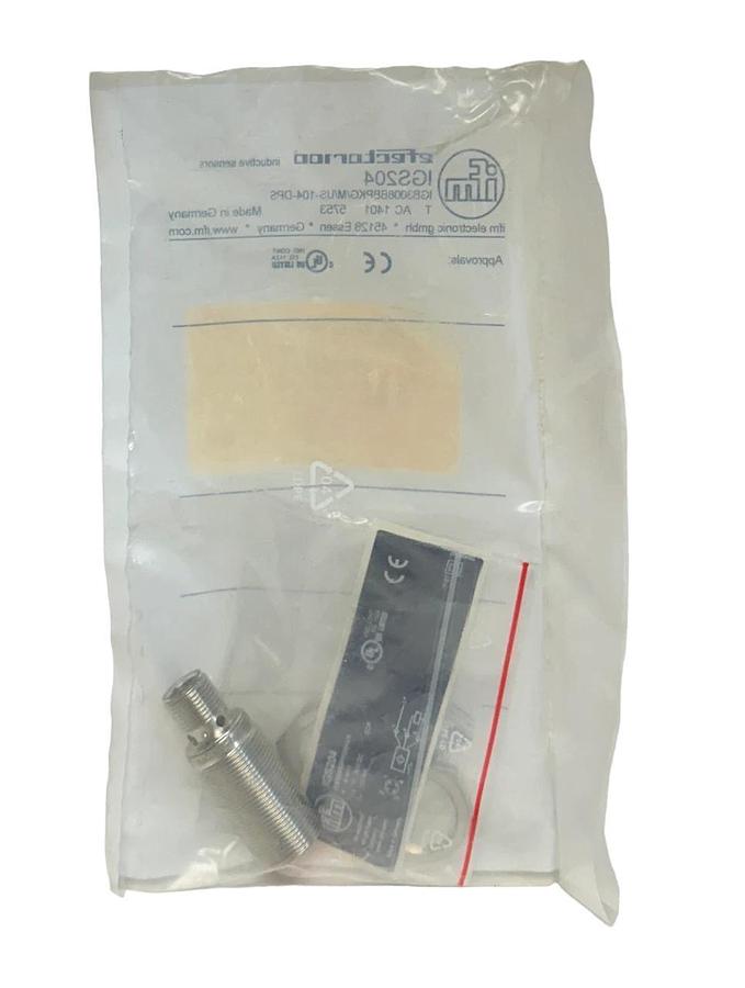 Used NEW IFM IGB3008BBPKG/M/US-104-DPS / IGS204 EFECTOR 100 INDUCTIVE SENSOR NSFS