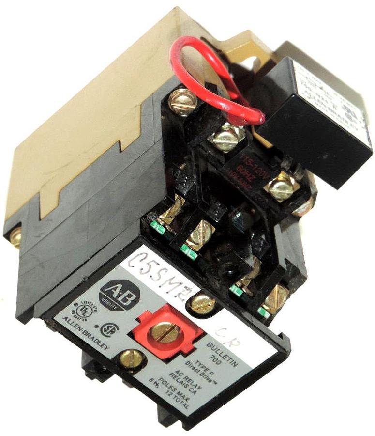 Used ALLEN BRADLEY 700-P400A1 AC RELAY WITH BUL 700 TYPE P AC RELAY 700P400A1 SER. B 662073577652