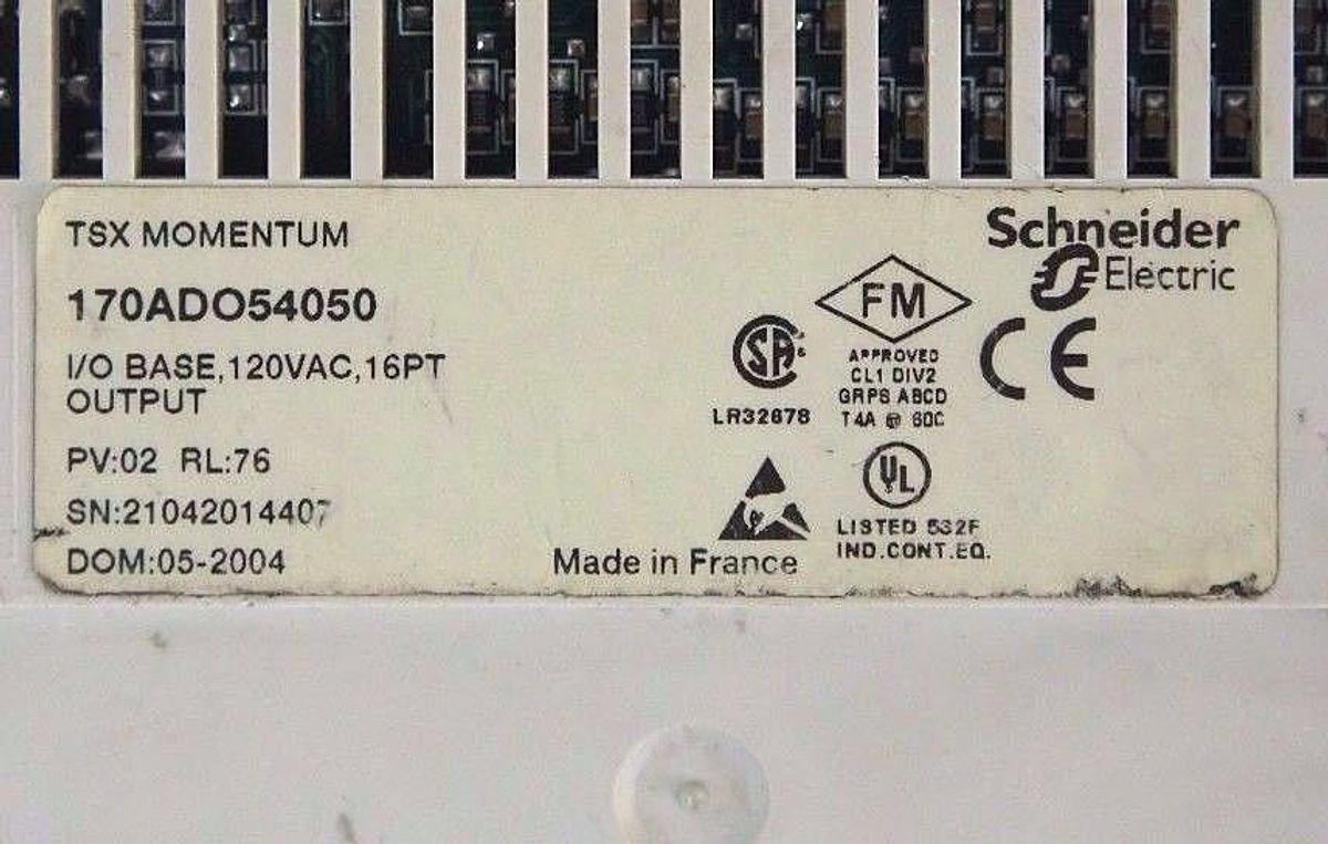 Used SCHNEIDER ELECTRIC 170ADO54050 I/O BASE UNIT 120VAC 16PT, PV 02, RL 76 W/O COVER