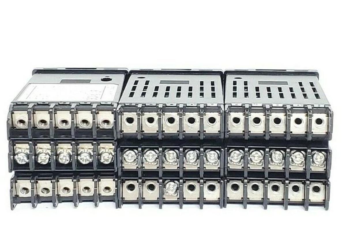 Used LOT OF 3 OMRON E5CN-Q2HBT TEMPERATURE CONTROLLERS E5CNQ2HBT