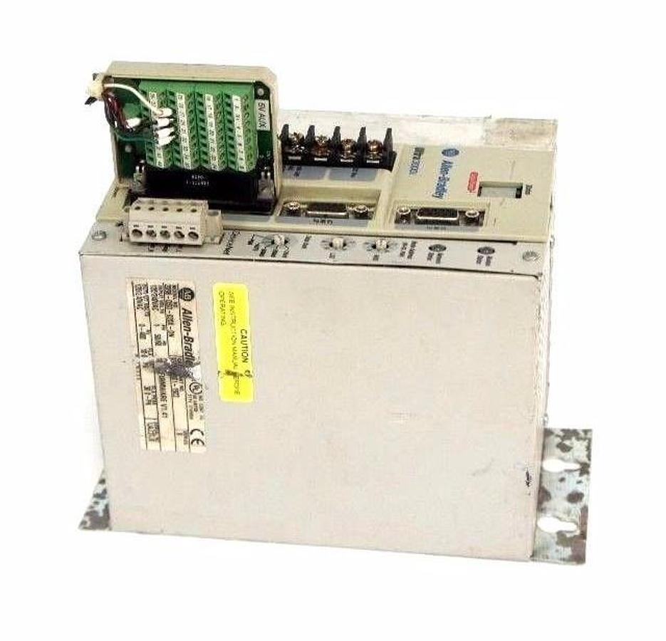 Used ALLEN BRADLEY 2098-DSD-020X-DN ULTRA 3000I DRIVE SER.B F/W: V1.41 P/N: 9101-1923