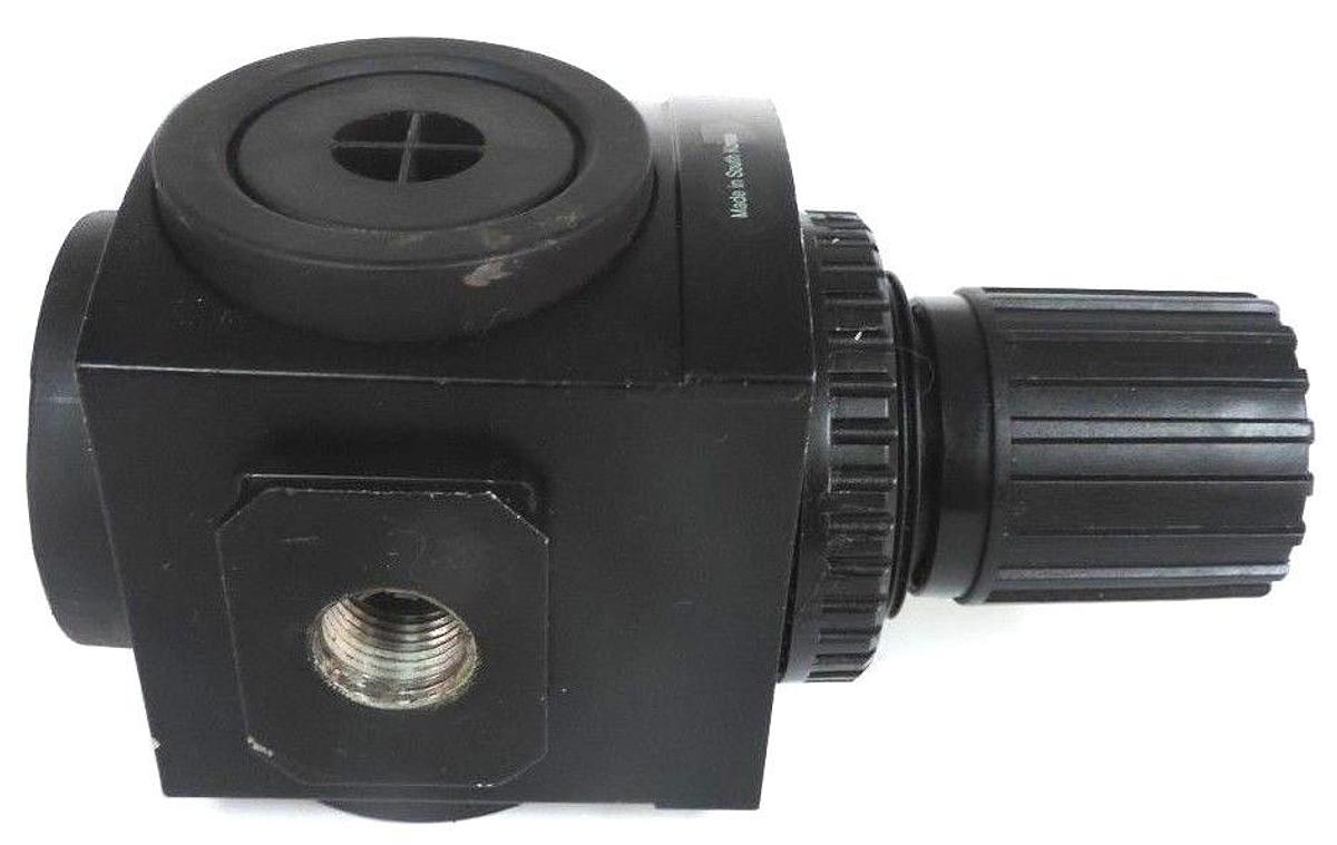 Used ARO INGERSOLL RAND R37331-100 ARO-FLO SERIES REGULATOR 2000 SRS, NPT