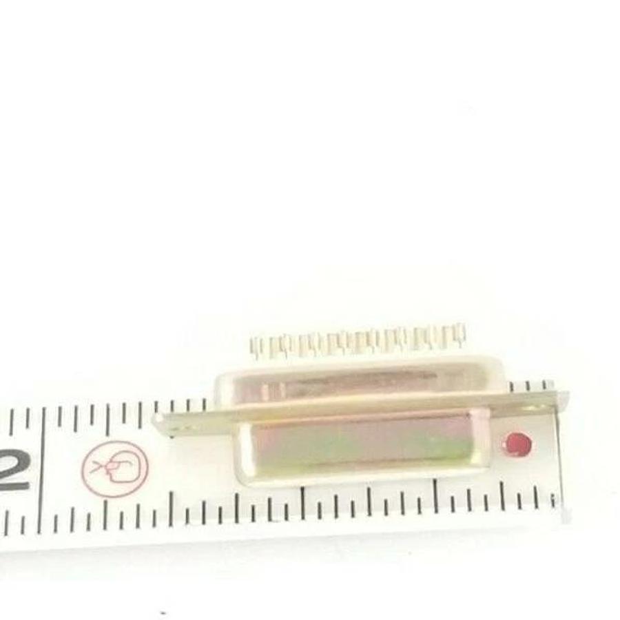LOT OF 19 NEW AIM ELECTRONICS 40-9715S D-SUB CONNECTORS 15-PIN GOLD PL. FEM.