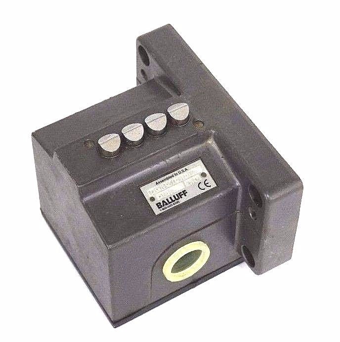 Used BALLUFF BNS-519-D04-D12-100-10-FD PROXIMITY SWITCH 240VAC, 6A, BNS519D04D12100