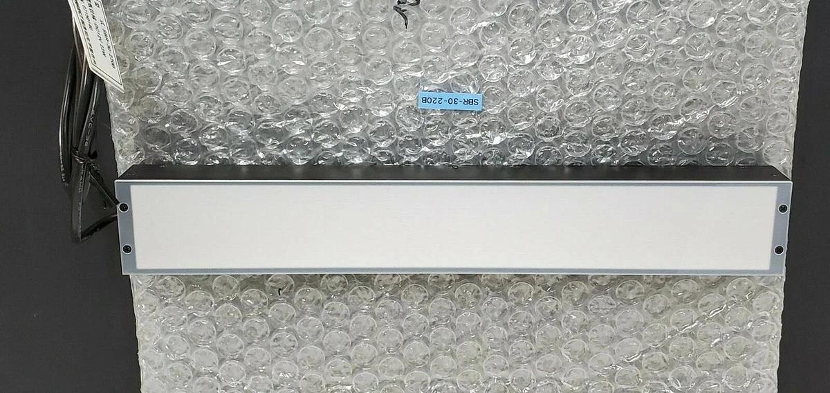 NEW CORRECT SBR-30-220B LIGHT BAR 9 IN. L. SBR30220B