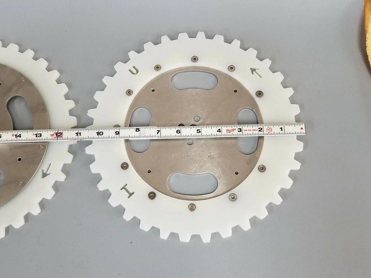 SET OF 2 NEW HARTNESS L4-701-070L-03 SPROCKETS, 64-700-051-08, 64-700-039L-07