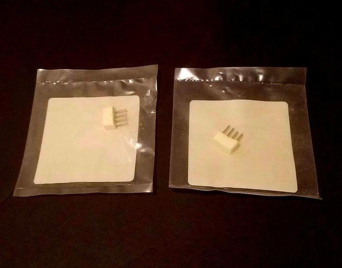 Used LOT OF 2 NEW GRACO 118250 FUSES, YELLOW, 230V, 10 AMP, 050406, 118250