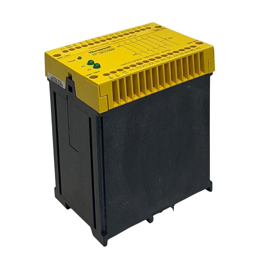 Used HONEYWELL FF-SRS5988P / FFSRS5988P DUAL CHANNEL EMERGENCY STOP MODULE 120V NSMP