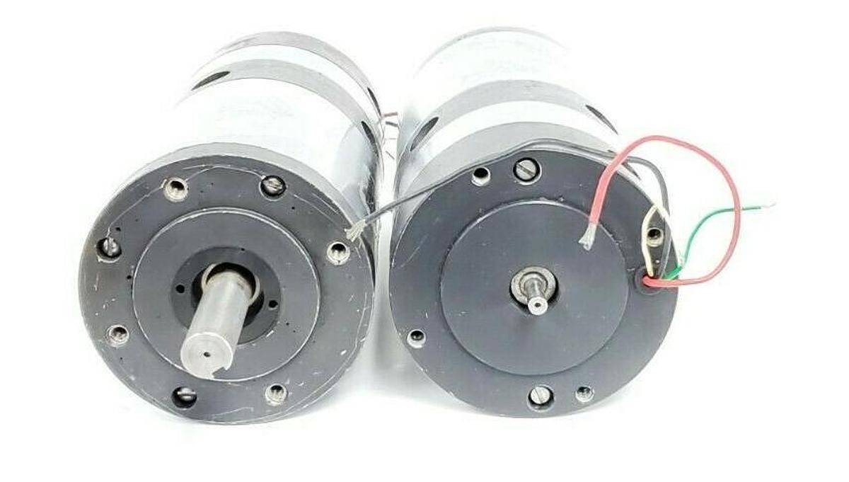 Used LOT OF 2 ELECTRO-CRAFT 0702-09-010 SERVO MOTORS W/ TACHO FEEDBACK E702 070209010