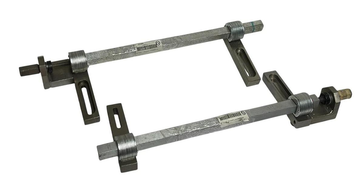 Used (2) Curt G Joa Industrial Linear Adjustment Guide Rails 19" 136B0332A 136B033V
