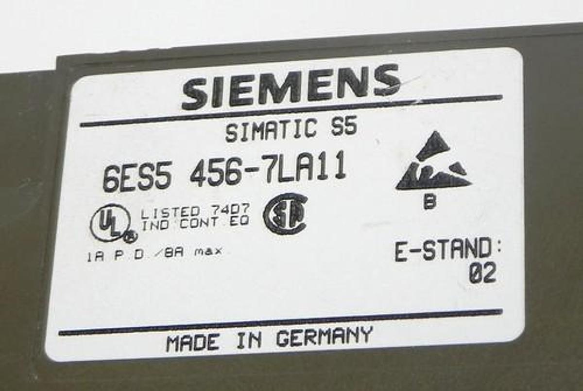Used SIEMENS 6ES5-456-7LA11 DIGITAL OUTPUT MODULE 16x115/230VAC, 1A, 6ES54567LA11