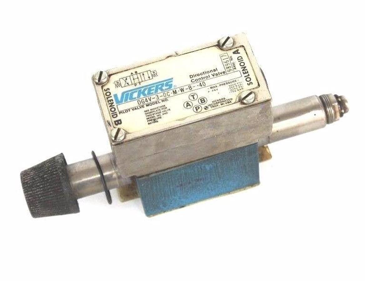 Used VICKERS DG4V-3-0C-M-W-B-40 DIRECTIONAL CONTROL VALVE PILOT