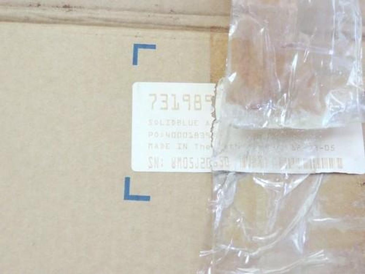 Used NIB NORDSON 731989 BLUE SERIES PNEUMATIC GUN, SOLIDBLUE A-2-T-30-VARISTOR