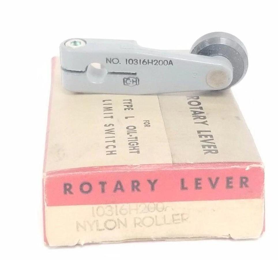 NIB CUTLER-HAMMER 10316H200A NYLON ROLLER ROTARY LEVER