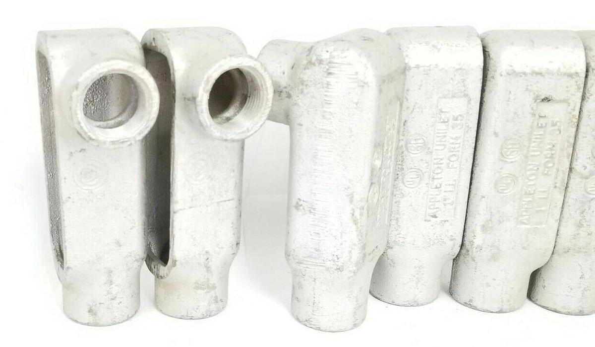 Used LOT OF 6 APPLETON FORM 35 UNILET 90 DEG. ELBOWS 1'' LL