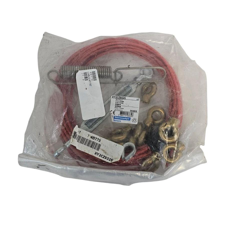 Used TELEMECANIQUE XY2CZ9325 PARTIAL MOUNTING KIT EMERGENCY STOP ROPE PULL SWITCH