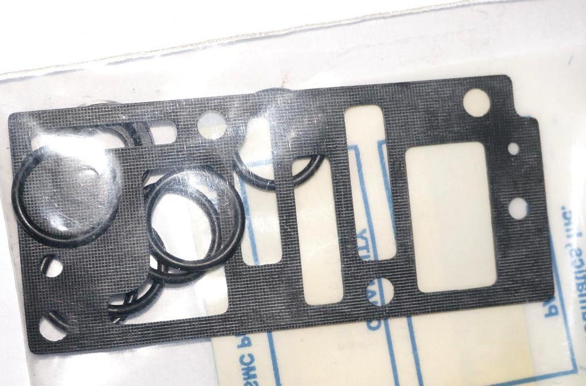 LOT OF 4 NEW SMC RKP4126S REPAIR KITS