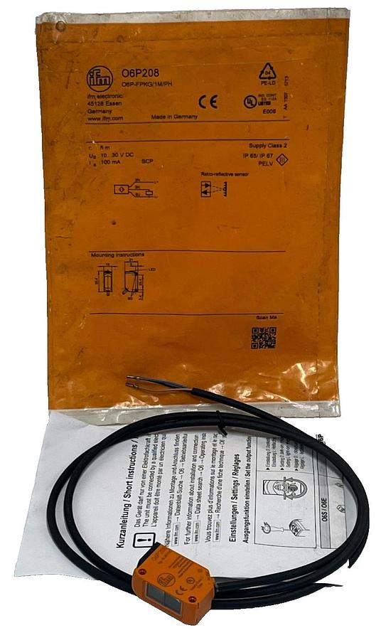 Used IFM EFECTOR O6P208 Photoelectric Sensor O6P-FPKG/1M/PH-O6P208