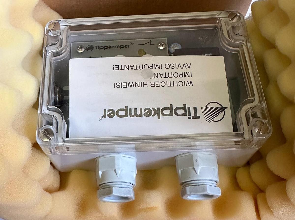 Used NEW Tippkemper CNS-SV 25 / CNSSV25 CAPACITANCE LEVEL SENSOR 24-220V 20mA