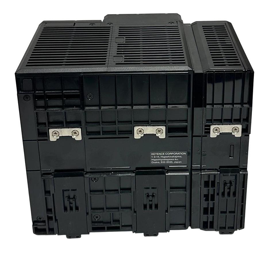Used KEYENCE XG-8702L / CA-DC21E MULTI-CAMERA IMAGING SYSTEM CONTROLLER EtherNet USNP