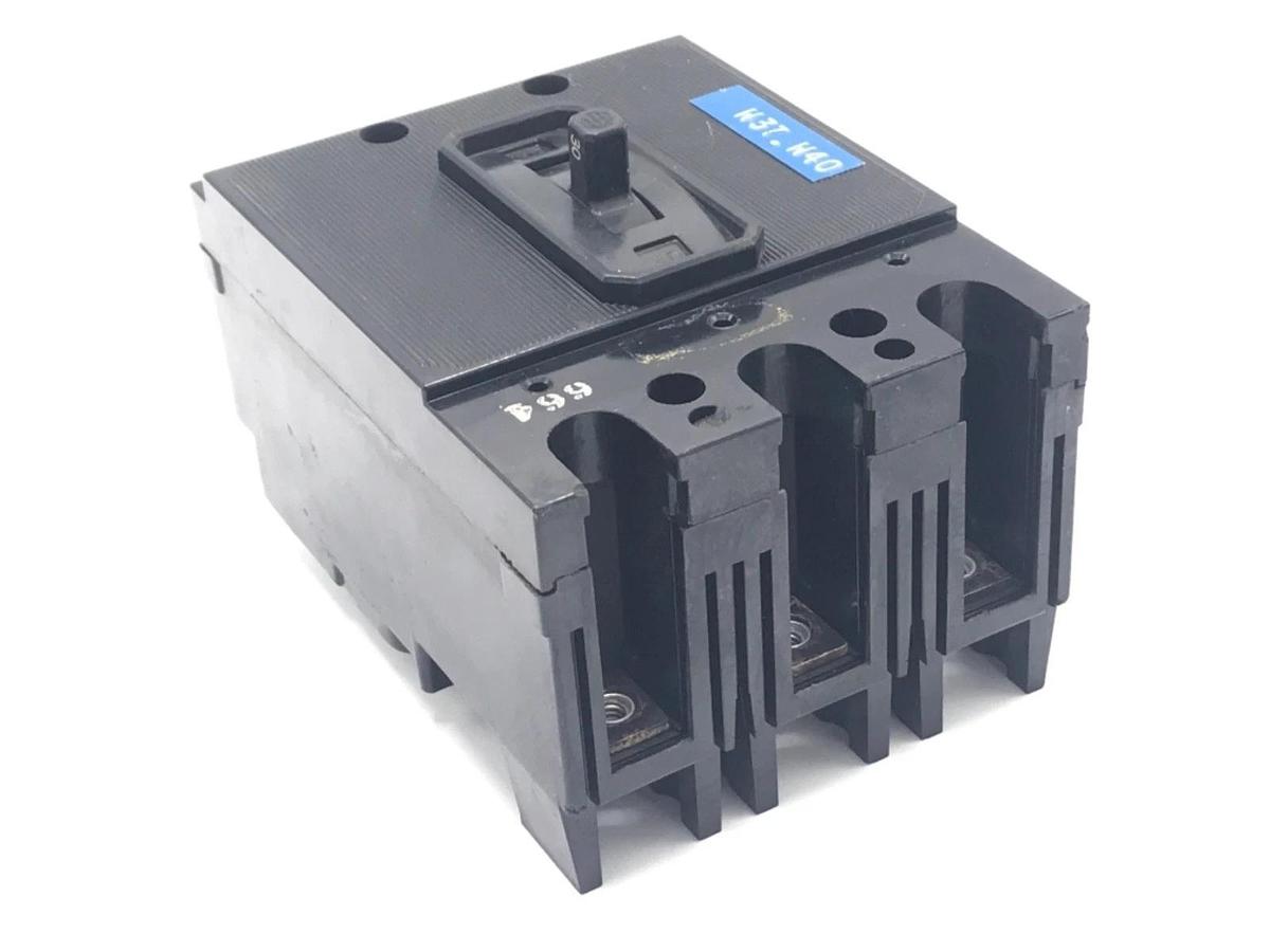 Used ITE 30 AMP 3 POLE CIRCUIT BREAKER, 30A, 3P