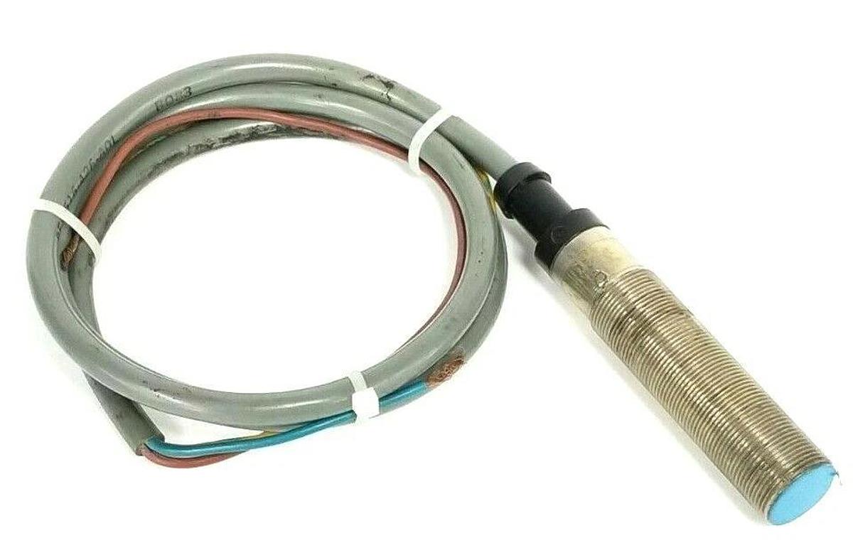 Used BALLUFF BES-516-426-AOL PROXIMITY SENSOR W/ 3-WIRE CABLE BES516426A0L