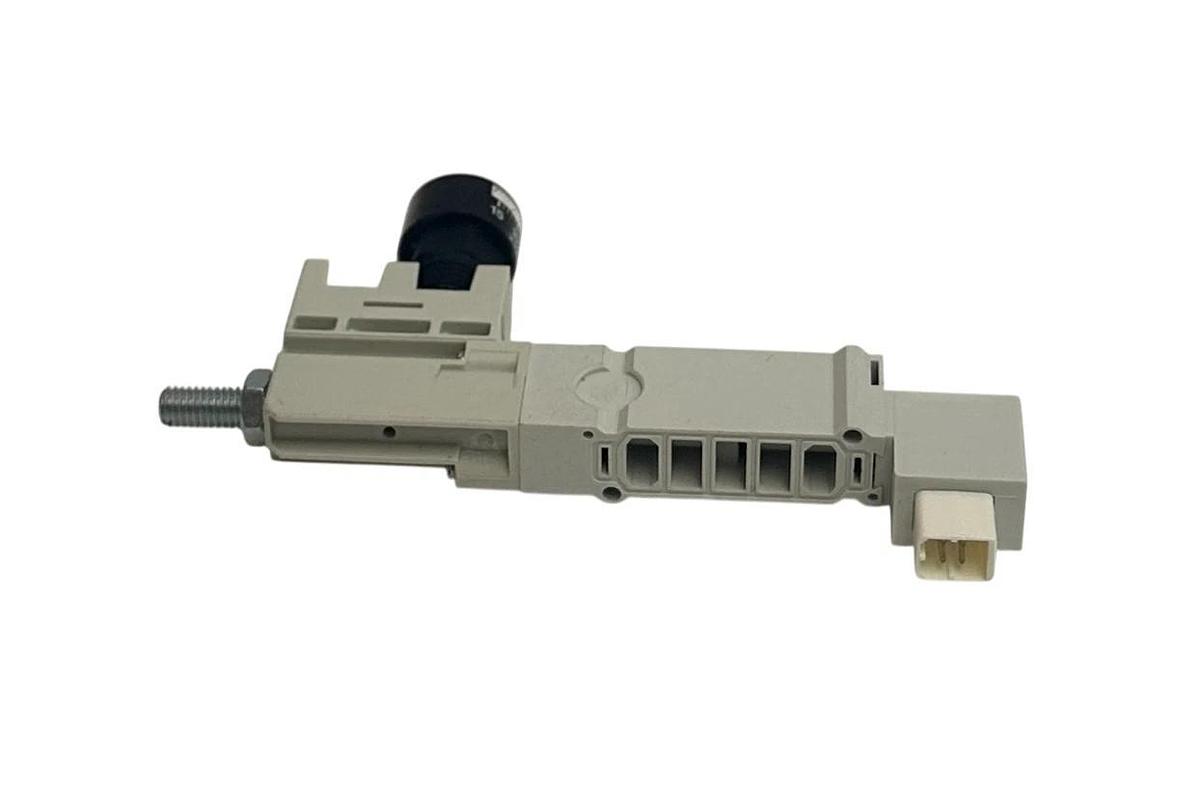 SMC SY30M-N6-P / SY30MN6P PNEUMATIC REGULATOR INTERFACE 1-PORT W/ GAUGE NSMP