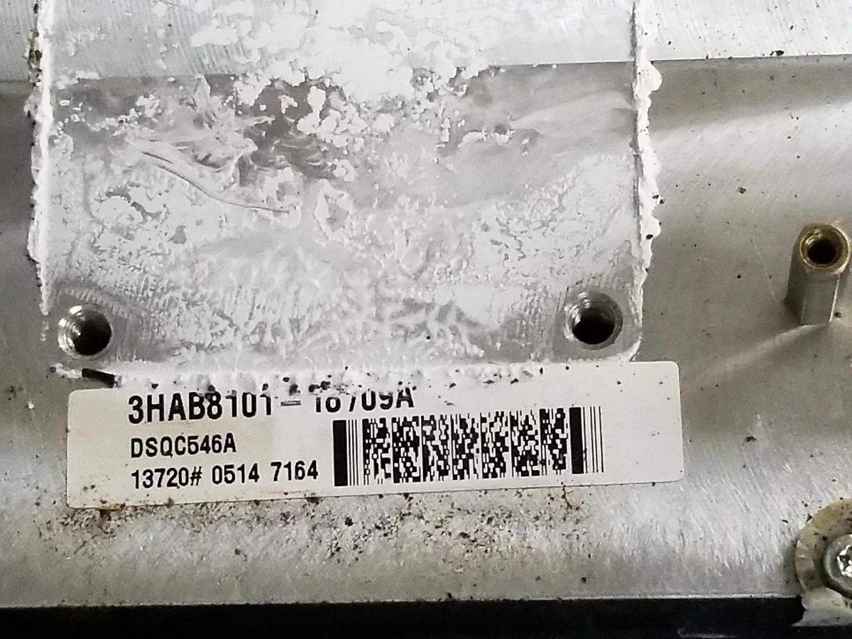 Used ABB HEAT SINK / BASE PLATE FOR 3HAB8101-18/09A SERVO DRIVE