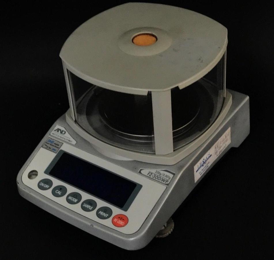 Used A&D FZ-iWP SERIES PRECISION BALANCE FZ-300iWP 320g x 0.001 g SUPER HYBRID SENSOR