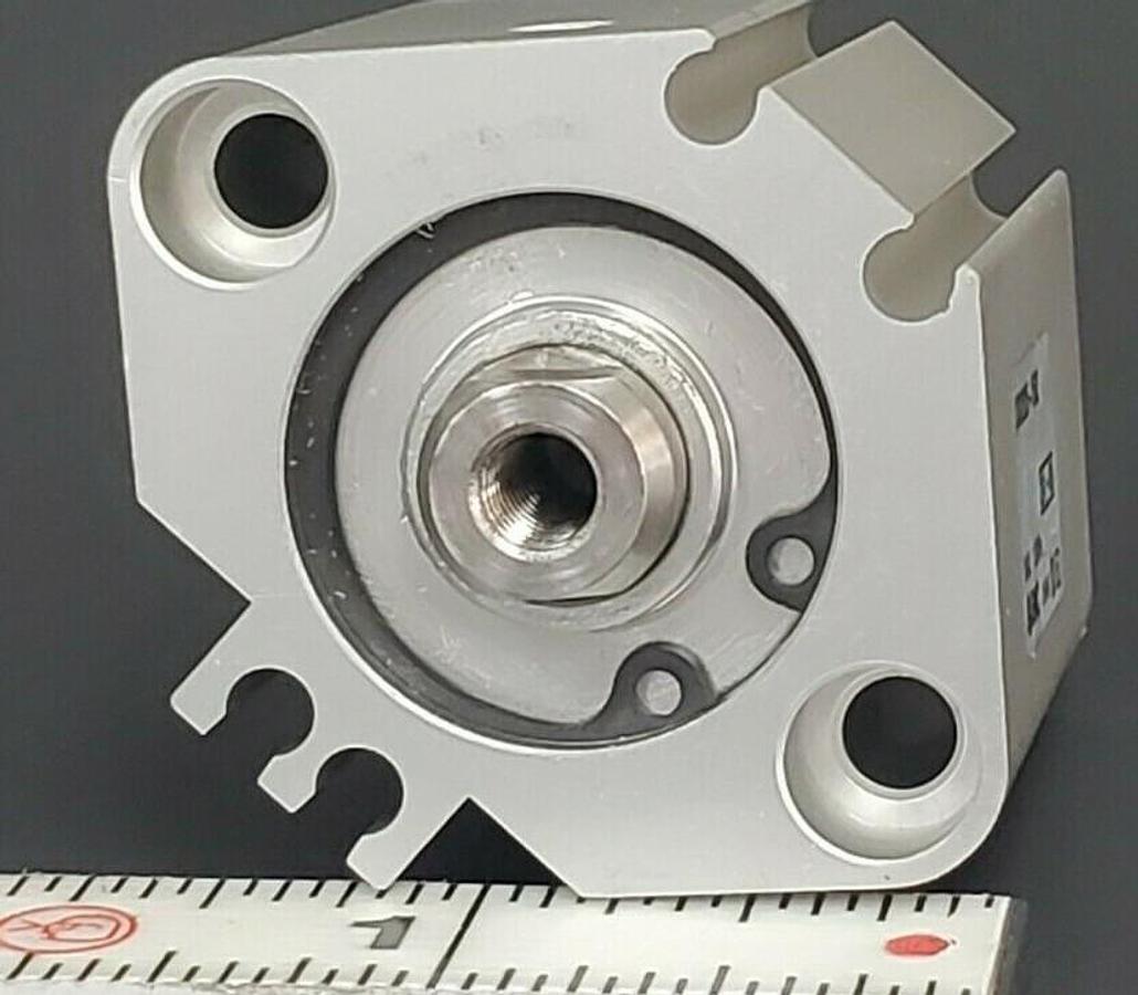 Used NEW SMC CDQ2B25-15DZ COMPACT CYLINDER CDQ2B2515DZ, MAX. 1.0MPa
