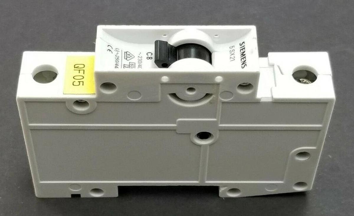 Used SIEMENS 5SX21-C8 CIRCUIT BREAKER 230/400V IEC 898 EN 60898 Q-92183 5SX21C8