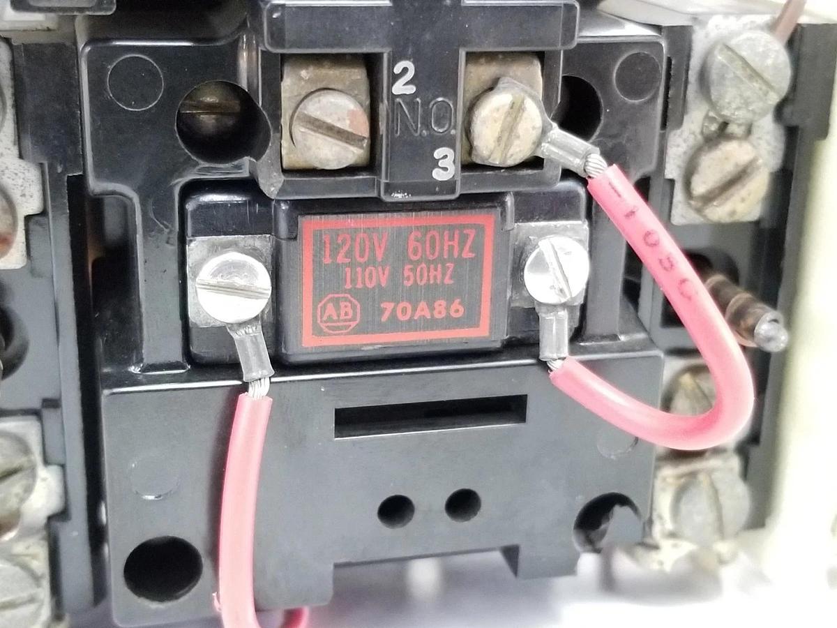 Used ALLEN BRADLEY 709-AOB103 NON-REVERSING STARTER SER. K SIZE: 0 W/ 70A86 COIL