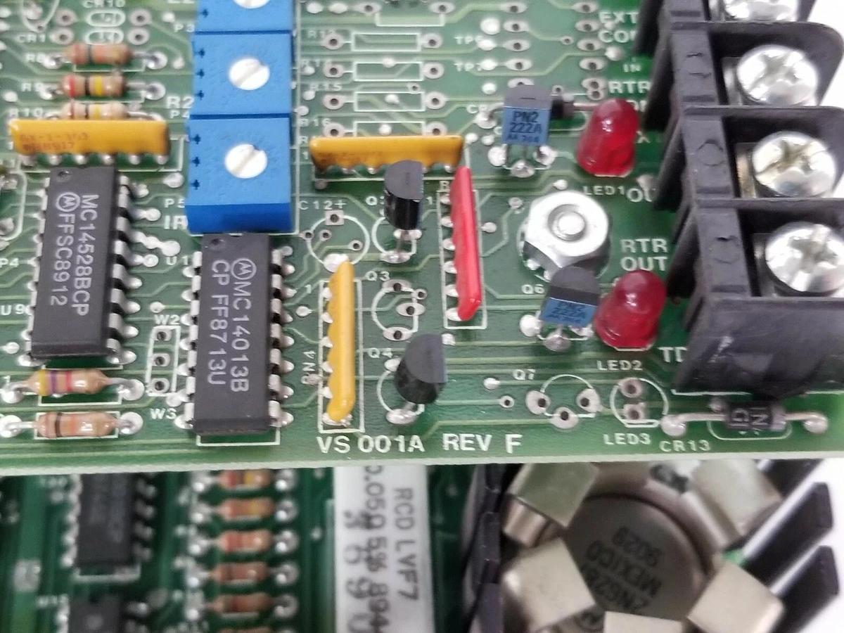 Used INDUSTRIAL DEVICES CORP. D2200 CONTROL BOARD REV. B W/ VS-001A BOARD REV. F