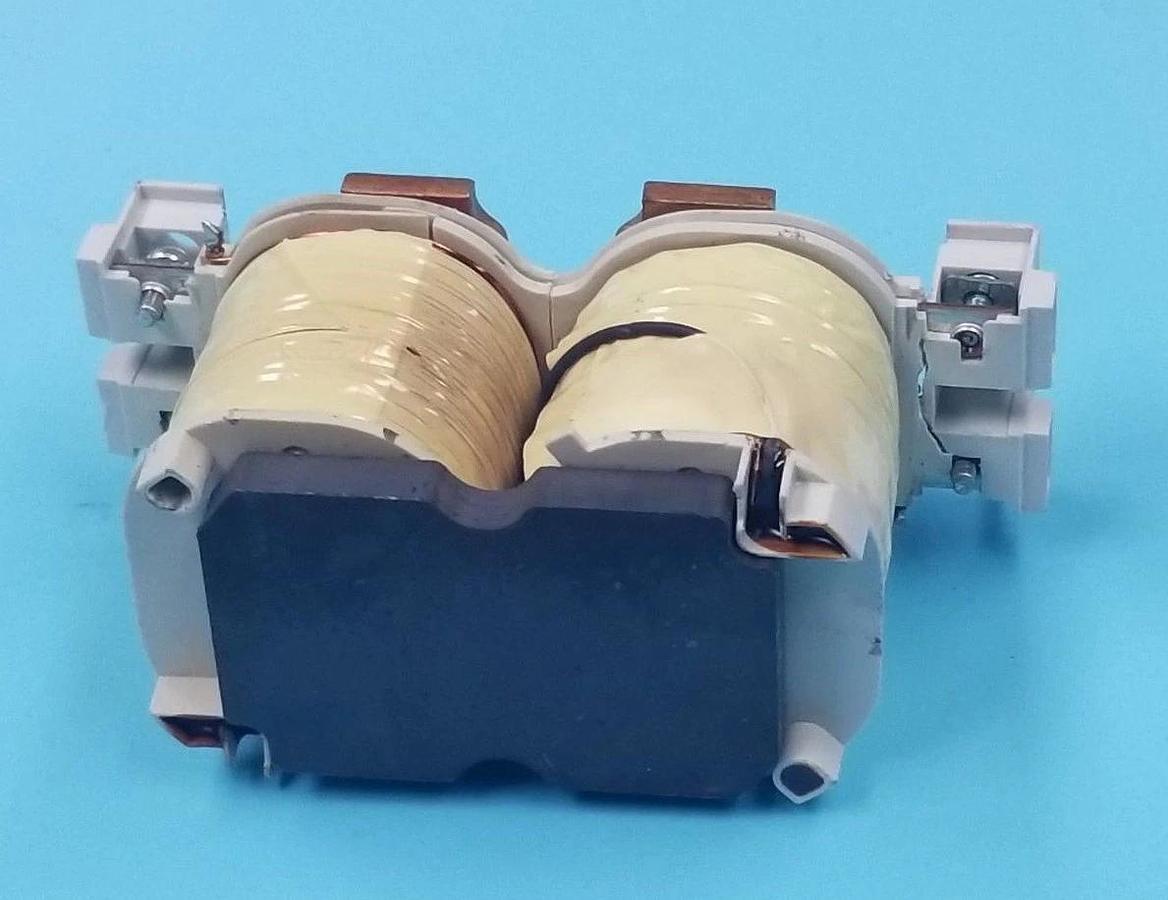 Used SIEMENS 3RT1934-5BB41 DC COIL 24VDC, 3RT19345BB41