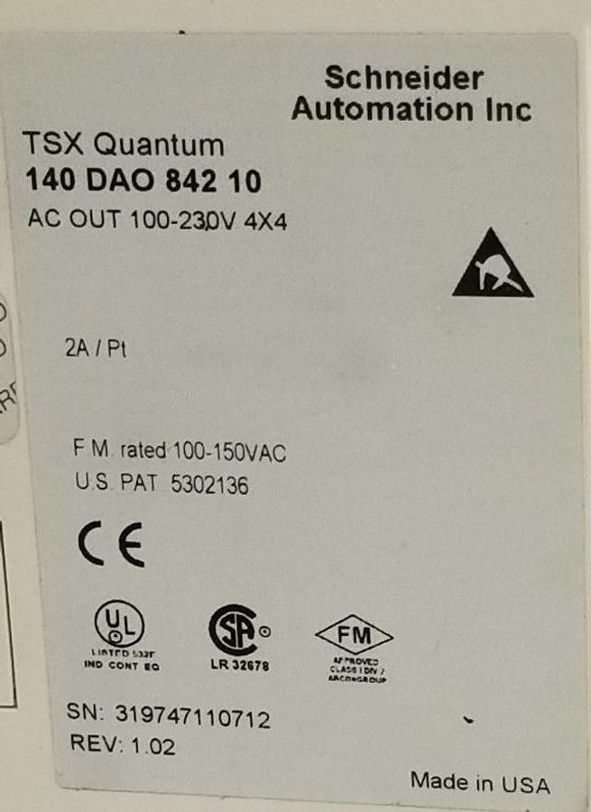 Used AEG SCHNEIDER AUTOMATION 140DAO84210 OUTPUT MODULE REV. 1.02 (FOR PARTS)