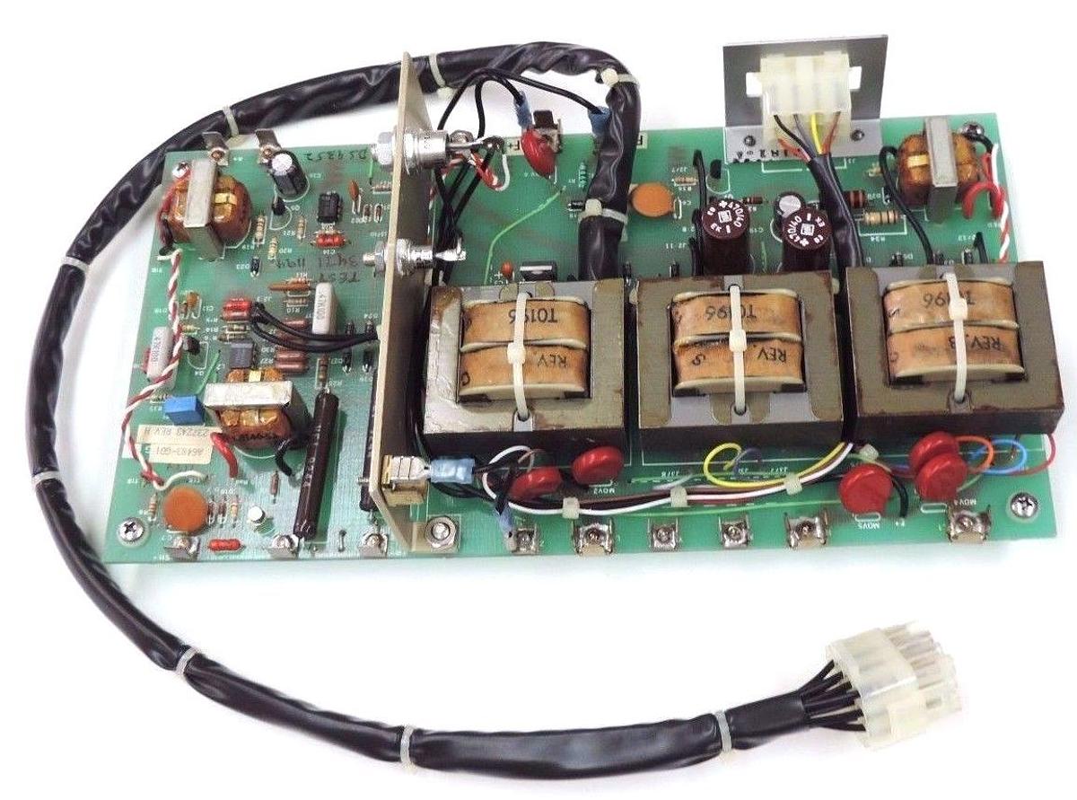 Used CNC CLEVELAND MACHINE CONTROLS A6483-G01 BOARD 237243 REV. H, PC0856 REV. D