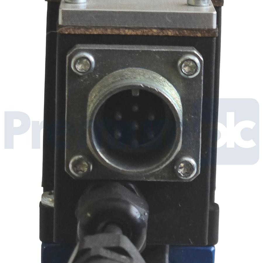 Used Rexroth 4WREE6E16-24/G24K31/A1V Proportional Directional Valve R900920567 NEW
