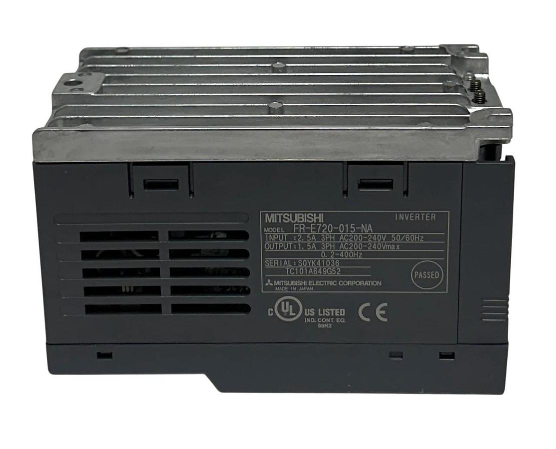 MITSUBISHI FR-E720-015-NA / FRE720015NA COMPACT INVERTER E700 200-240VAC NSMP