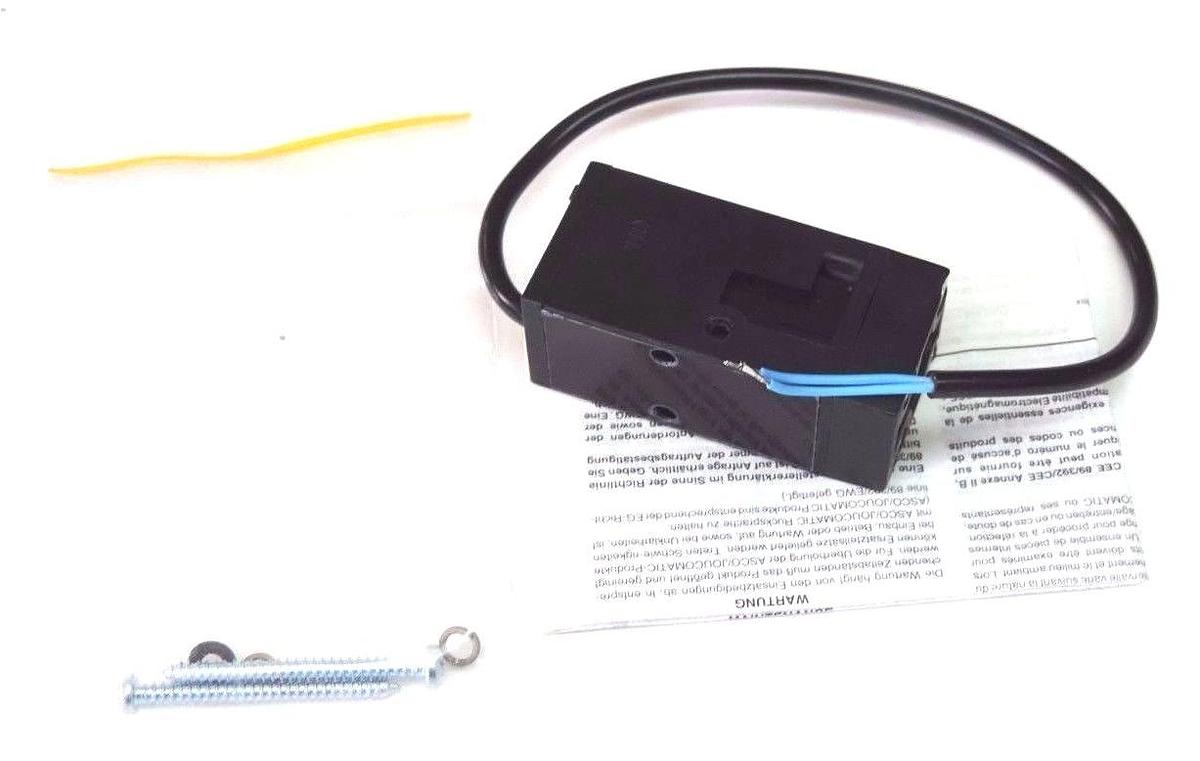 Used NEW JOUCOMATIC 88136712 VACUUM SWITCH AC 100V, 10mA, DC24V, 30mA