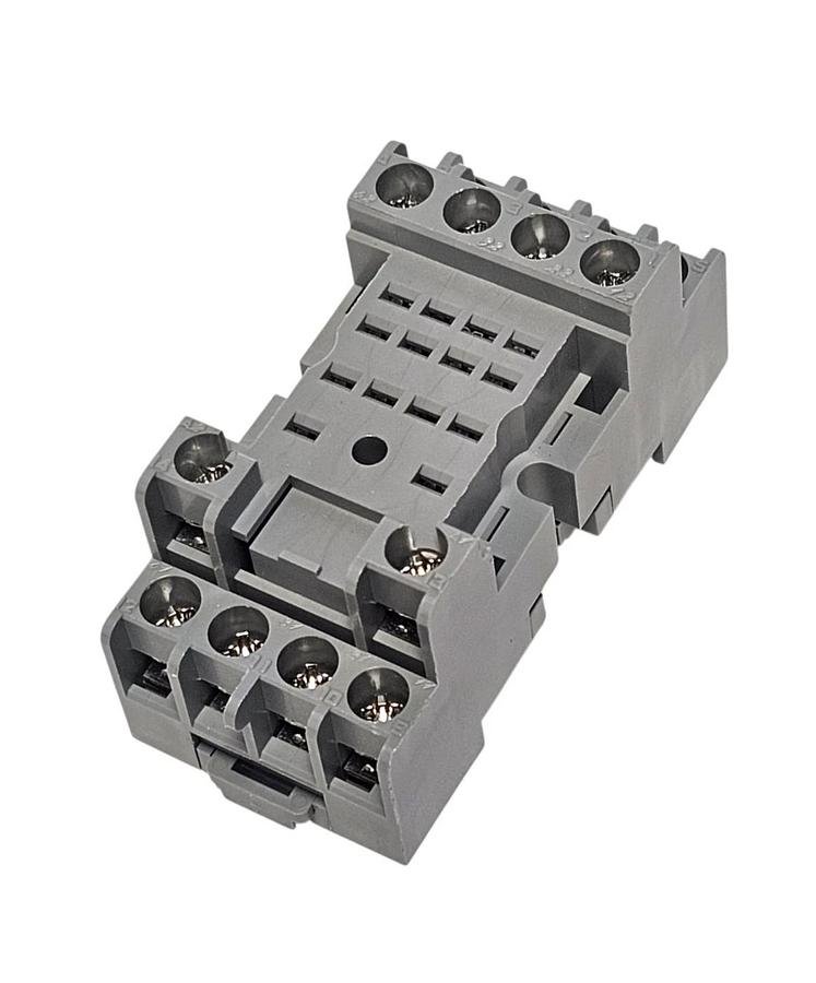 BOX OF 7 NEW IDEC SY4S-05C RELAY SOCKETS SY4S05C 14 POSITION 7AMP 4 POLE 300V