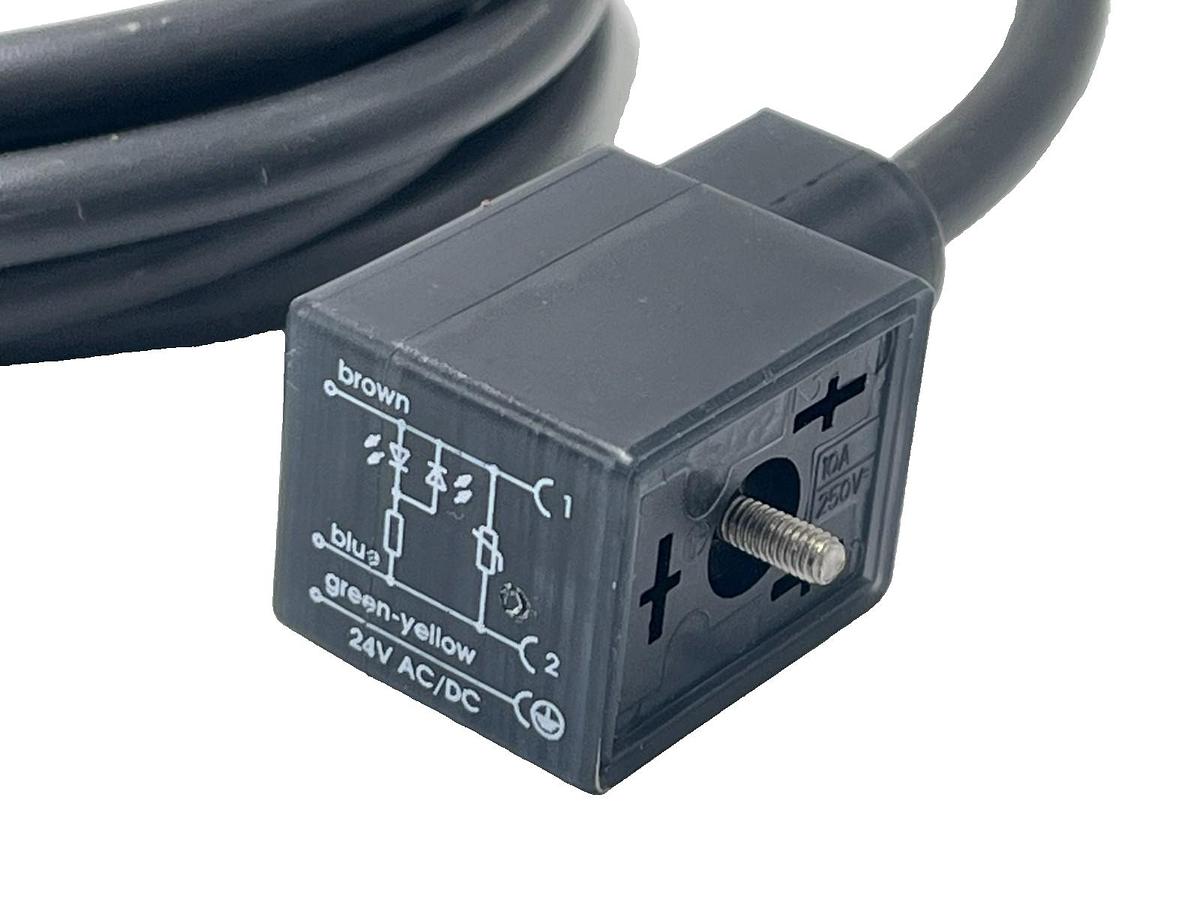 Used 31CONMP1 CONNECTOR 3 METER CABLE 24V AC/DC 10A 250V, 31C0NMP1