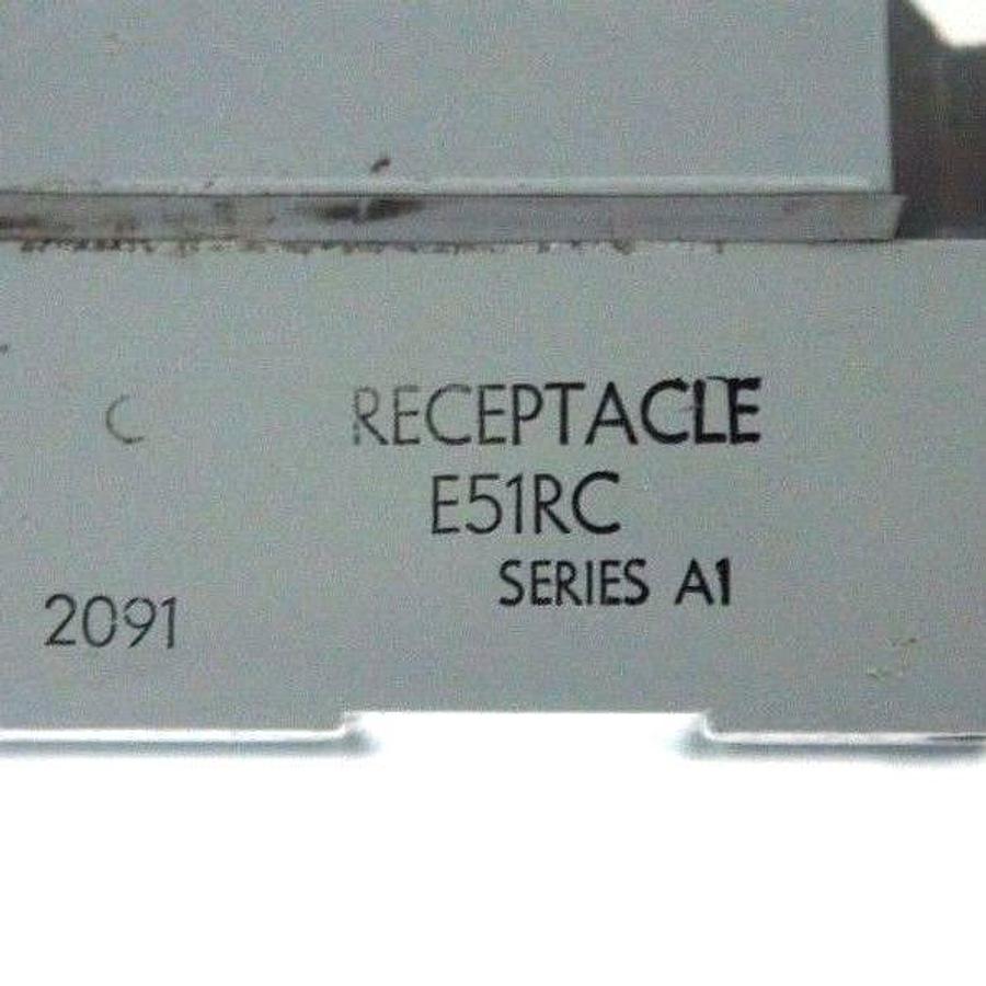 Used CUTLER-HAMMER E51DP4 SER. B3 PHOTOELECTRIC HEAD W/ E51SCL & E51RC