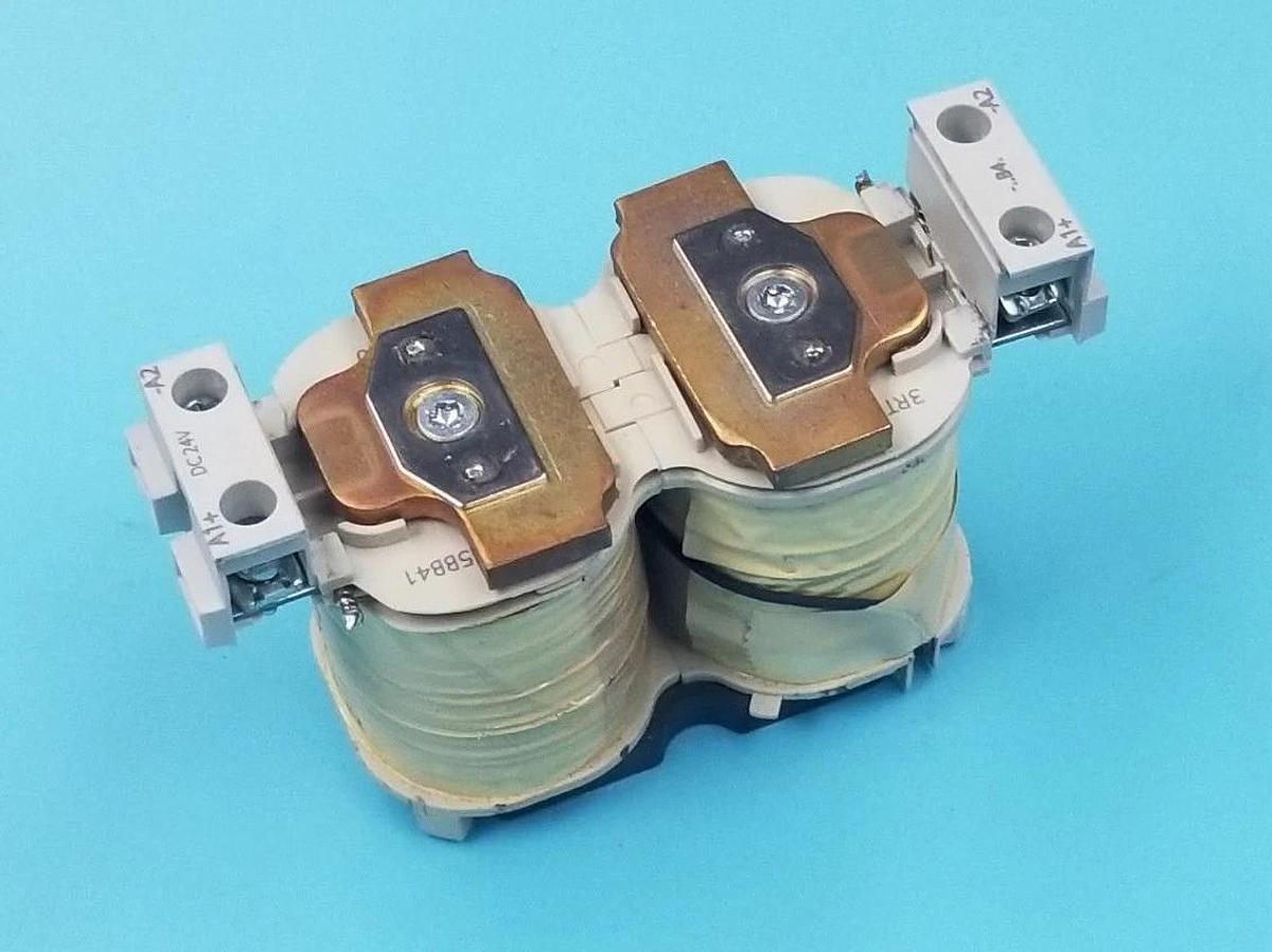 Used SIEMENS 3RT1934-5BB41 DC COIL 24VDC, 3RT19345BB41