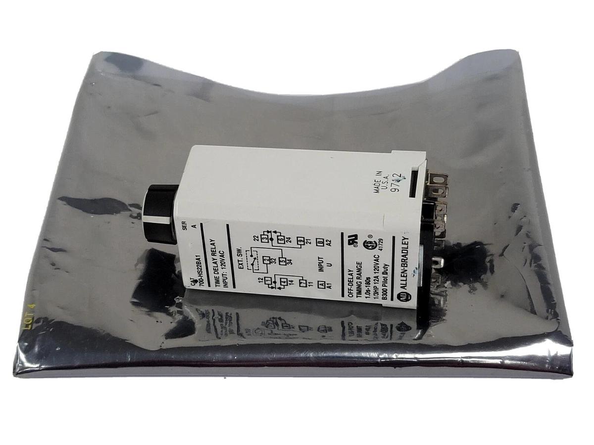 Used ALLEN BRADLEY 700-HS22BA1 SER. A TIME DELAY RELAY 120VAC