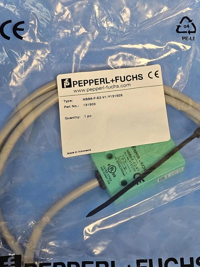 Used NIB PEPPERL+FUCHS NBB6-F-E2-V1-Y131503 PROXIMITY SENSOR 131503