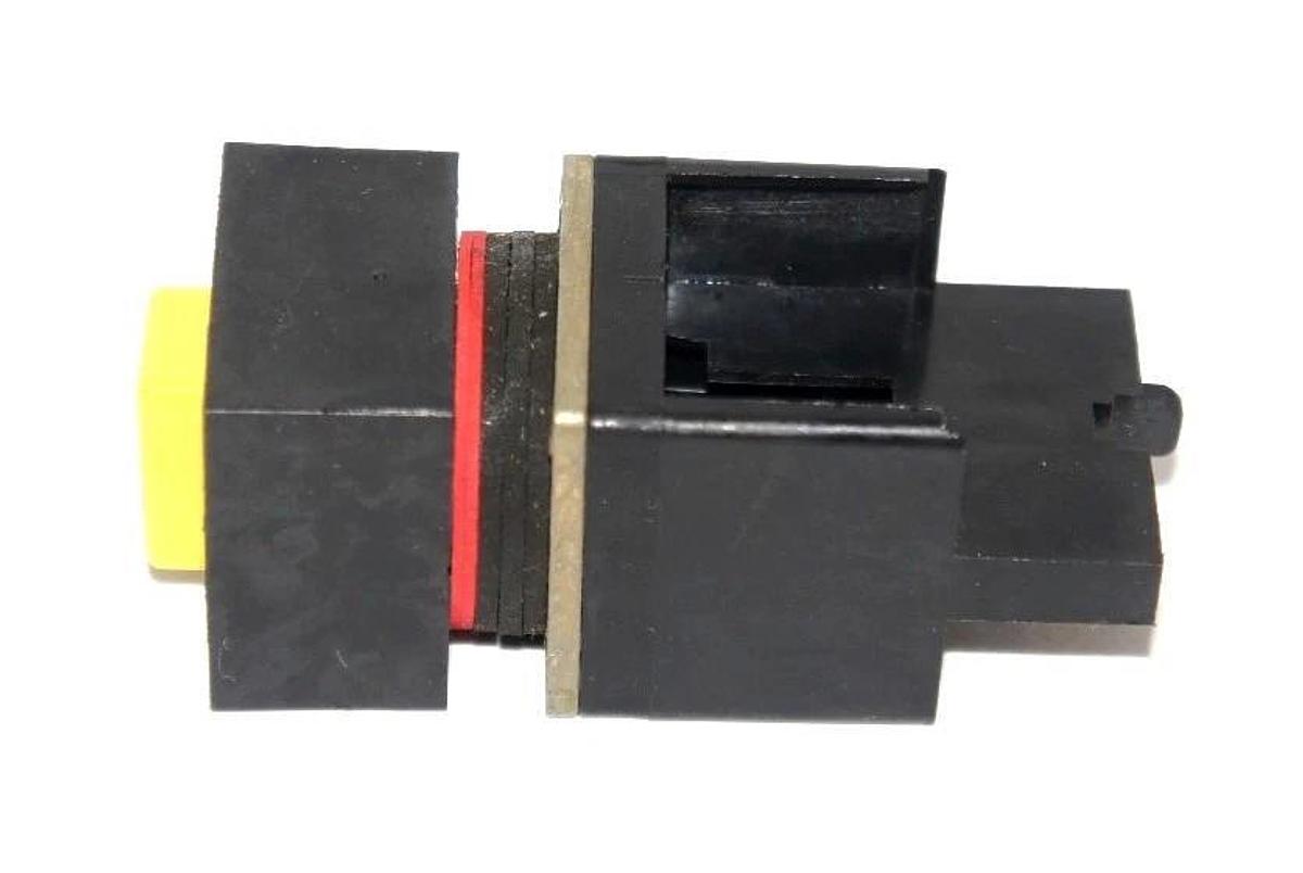 Used ALLEN BRADLEY 800MB-XO OPERATOR PUSHBUTTON SWITCH, SERIES A, 800MBXO