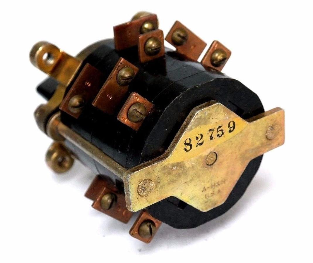 Used ARROW H&H 30A 500VAC 30A 250VDC ROTARY SWITCH 82759